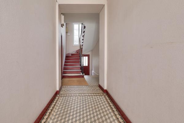 Appartement Type 2 de 36,35 m² à rénover à Clichy