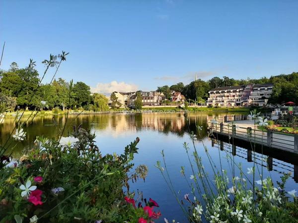 Vente                                                      Appartement
                        
                     2 pièces                      55 m2                     à Bagnoles-de-l'Orne-Normandie