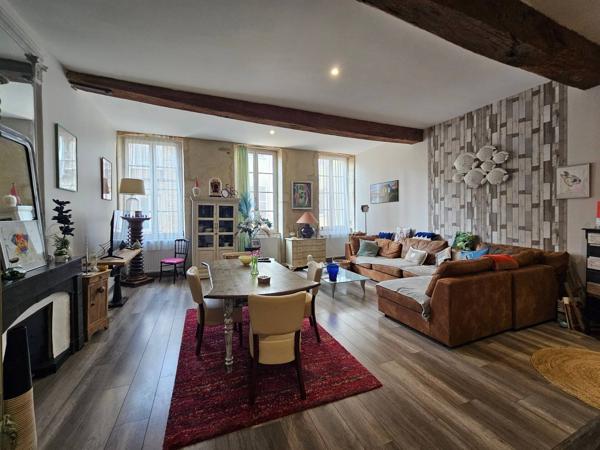 Appartement 3 pièces 93.85m² à vendre à Bourg-en-Bresse 01000