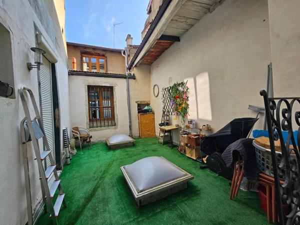 Appartement 3 pièces 93.85m² à vendre à Bourg-en-Bresse 01000
