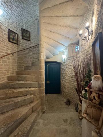 Maison 12 pièces 543m² à vendre à Bourg-en-Bresse 01000