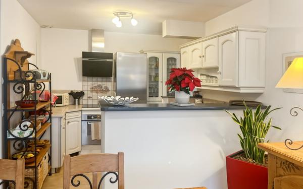 Maison à vendre    5 pièces •  Marseillan