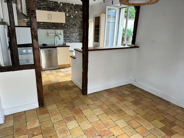 Maison de ville avec terrasse