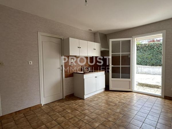 En exclusivité secteur souché plain-pied 4 chambres garage jardin