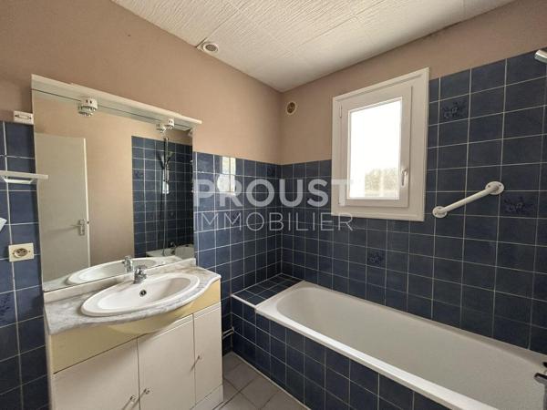 En exclusivité secteur souché plain-pied 4 chambres garage jardin
