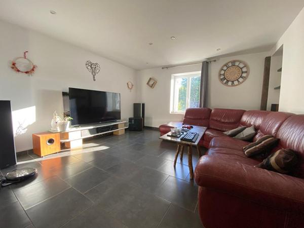 Maison Morannes Sur Sarthe Daumeray 5 pièce(s) 131 m2