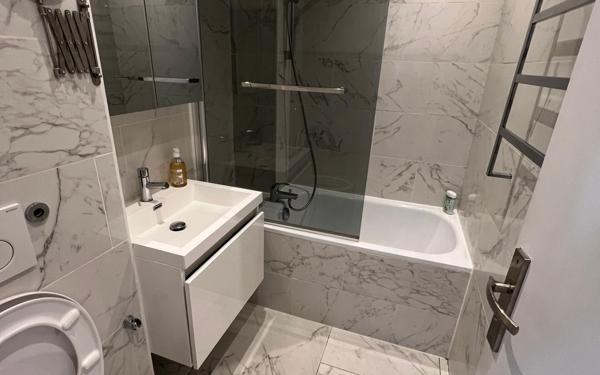 Appartement à louer    3 pièces • 62,38 m2 Charenton-le-Pont