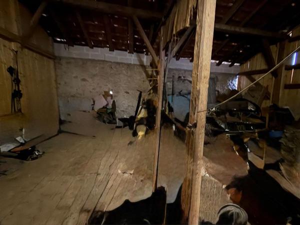 Ferme savoyarde coteau de MAGLAND 5 pièces , 220 000 euros