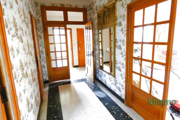 MAISON FAMILIALE AVEC APPARTEMENT  Ytrac (15130)