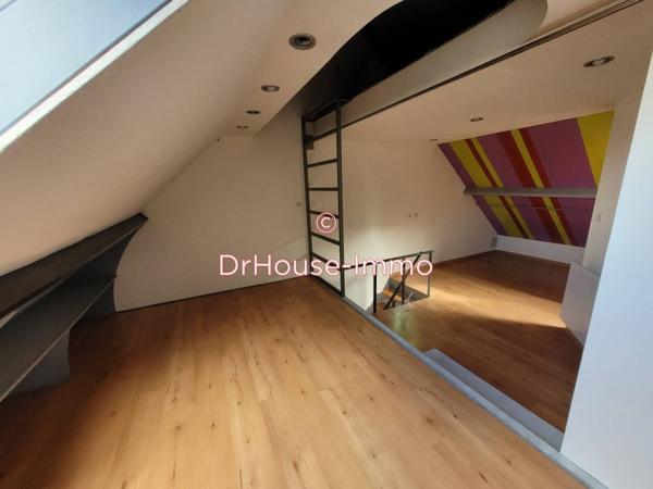 Appartement à louer 3 pièces de 81 m²