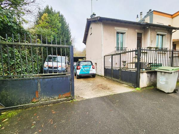 MAISON AVEC POSSIBILITE DE DIVISION PARCELLAIRE