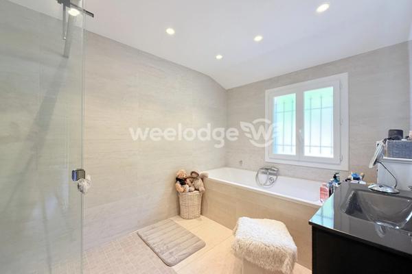 Maison à vendre 8 pièces de 169 m² à Tourrettes