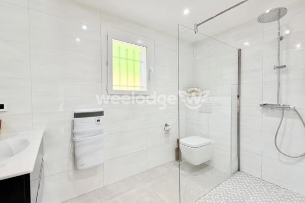 Maison à vendre 8 pièces de 169 m² à Tourrettes
