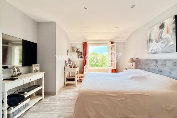 Maison à vendre 8 pièces de 169 m² à Tourrettes