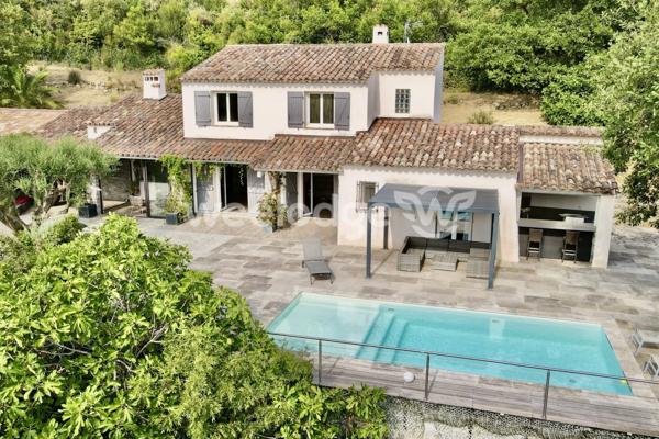 Maison à vendre 8 pièces de 169 m² à Tourrettes