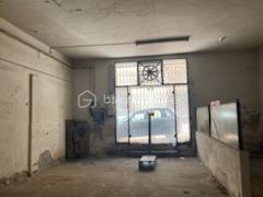 Local commercial de 158 m²
