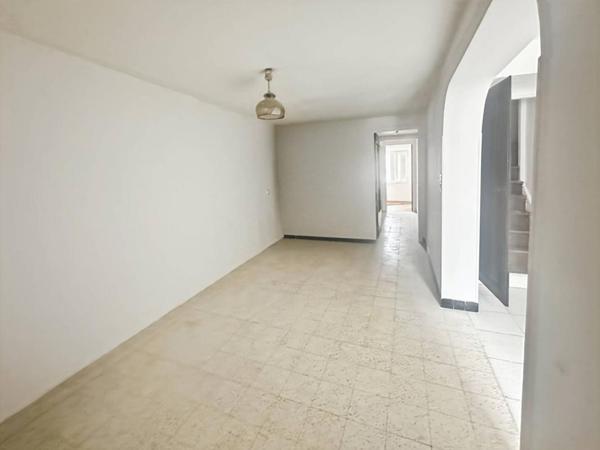 Idéal Investissement Locatif ou Airbnb ? Maison avec jardin à Signy-l'Abbaye