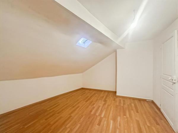 Idéal Investissement Locatif ou Airbnb ? Maison avec jardin à Signy-l'Abbaye