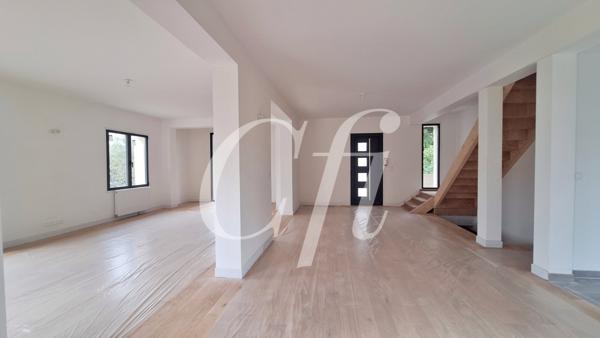 Vente Maison220 m² - 7 Pièces - RUEIL MALMAISON (92500)