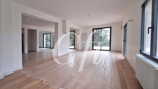 Vente Maison220 m² - 7 Pièces - RUEIL MALMAISON (92500)