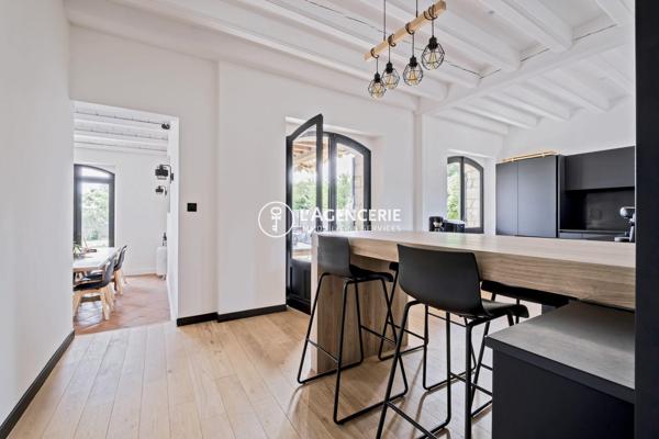 Maison familiale d’exception – 265 m² habitables + 145 m² de sous-sol aménagé – Jardin, piscine & spa