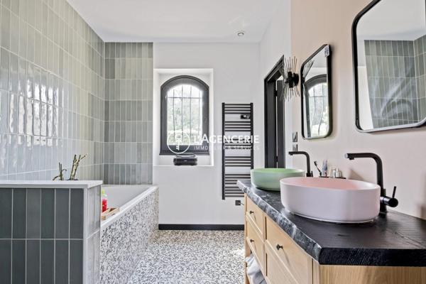 Maison familiale d’exception – 265 m² habitables + 145 m² de sous-sol aménagé – Jardin, piscine & spa