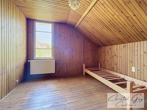Montval-sur-Loir (72500) – Maison de caractère T5 à vendre des années 1930 avec jardin et garage
