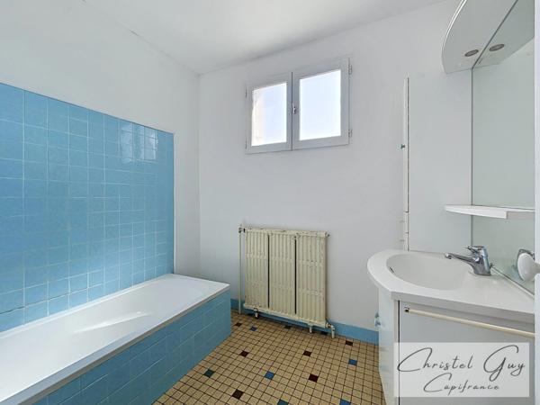 Montval-sur-Loir (72500) – Maison de caractère T5 à vendre des années 1930 avec jardin et garage
