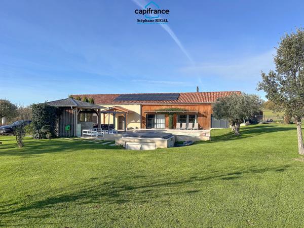 Propriete à vendre 7 pièces VILLENEUVE SUR LOT (47) de 229m2 habitables sur un terrain clos de 5965m2