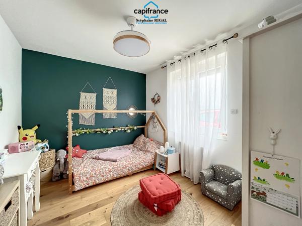 Propriete à vendre 7 pièces VILLENEUVE SUR LOT (47) de 229m2 habitables sur un terrain clos de 5965m2