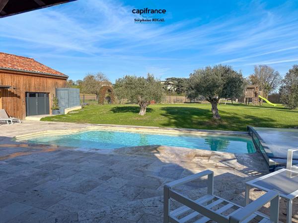 Propriete à vendre 7 pièces VILLENEUVE SUR LOT (47) de 229m2 habitables sur un terrain clos de 5965m2