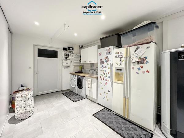 Propriete à vendre 7 pièces VILLENEUVE SUR LOT (47) de 229m2 habitables sur un terrain clos de 5965m2