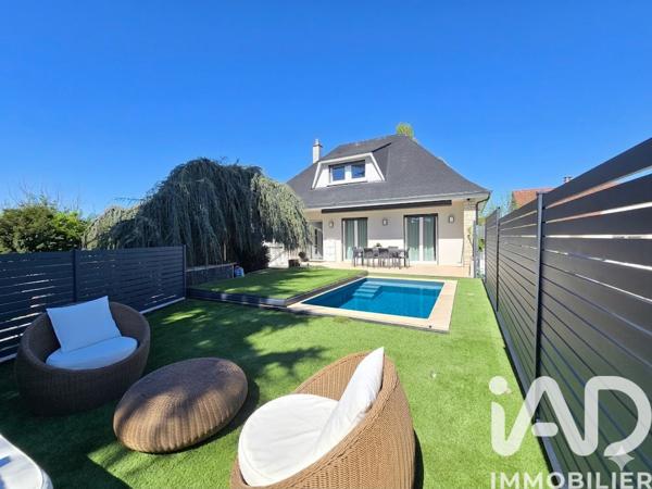 Maison à vendre 8 pièces 208 m² Saran