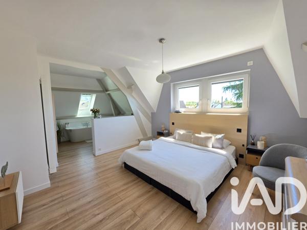 Maison à vendre 8 pièces 208 m² Saran