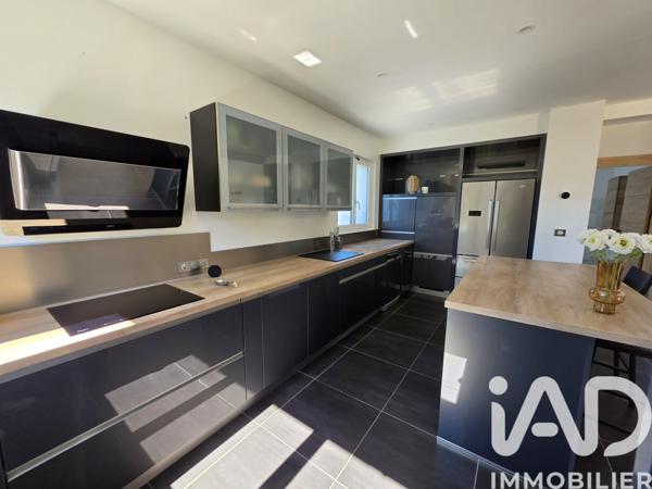 Maison à vendre 8 pièces 208 m² Saran