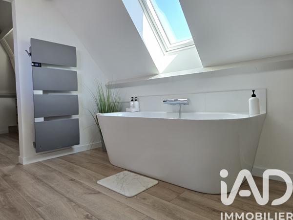 Maison à vendre 8 pièces 208 m² Saran