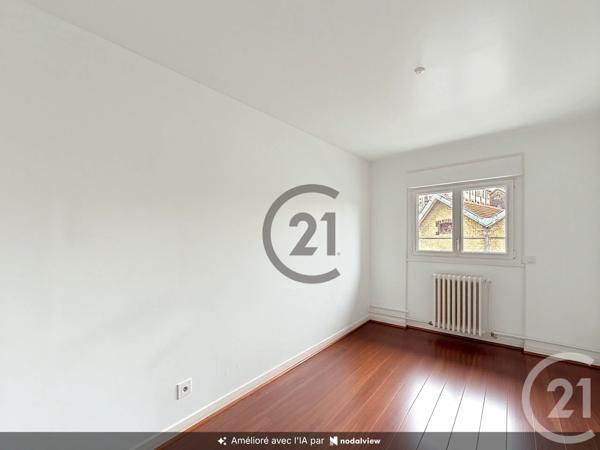 Appartement T3 à vendre  3 pièces - 61 m 2   TROYES  - 10