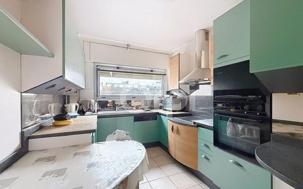 Appartement à vendre    3 pièces • 70 m2 Paris 15