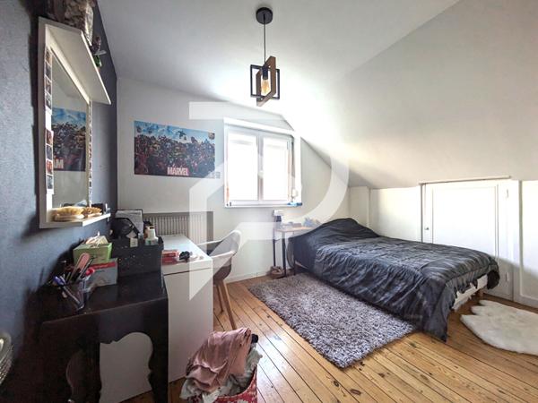 Maison 10 pièces 200 m2