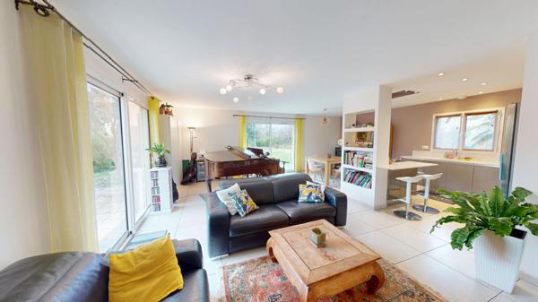 BUXEROLLES MAISON DE PLAIN-PIED AU CALME - 3 CHAMBRES - PROCHE COMMODITES