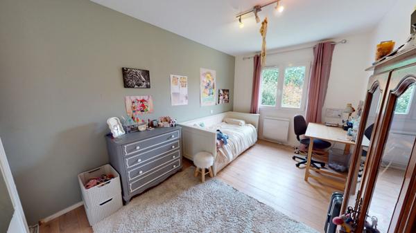 BUXEROLLES MAISON DE PLAIN-PIED AU CALME - 3 CHAMBRES - PROCHE COMMODITES