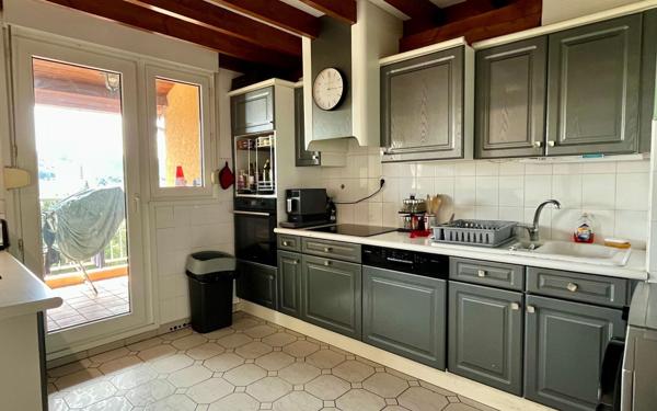 Appartement à vendre    6 pièces • 118 m2 Vienne