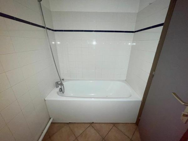 Appartement à louer    2 pièces • 32 m2 Toulon