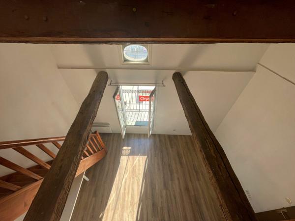 Appartement à louer    2 pièces • 32 m2 Toulon