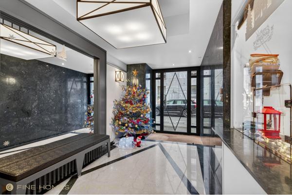 Appartement T5 à vendre  5 pièces - 102,43 m2 PARIS - 75006