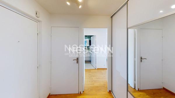 A louer à EVRY-COURCOURONNES, appartement de 2 pièces MEUBLE avec box en sous-sol