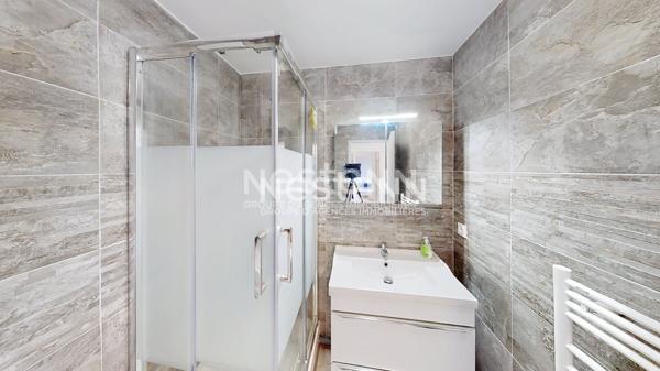 A louer à EVRY-COURCOURONNES, appartement de 2 pièces MEUBLE avec box en sous-sol