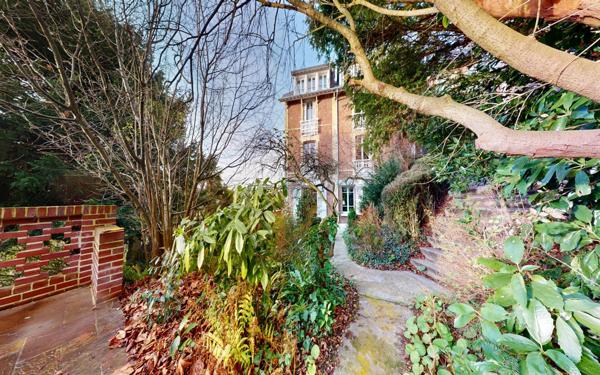 Maison à vendre    7 pièces • 220 m2 Sainte-Adresse