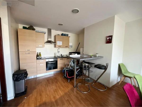 Location - Fonds et/ou murs commerciaux Reims 51100 1 pièce 25 m 2