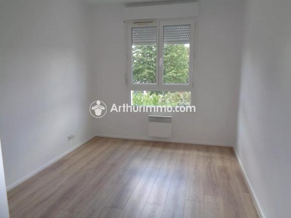 Location Appartement 3 pièces 65 m2 à Savigny-le-Temple